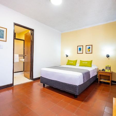 Ayenda 1502 Principe Hotel Bucaramanga Bagian luar foto