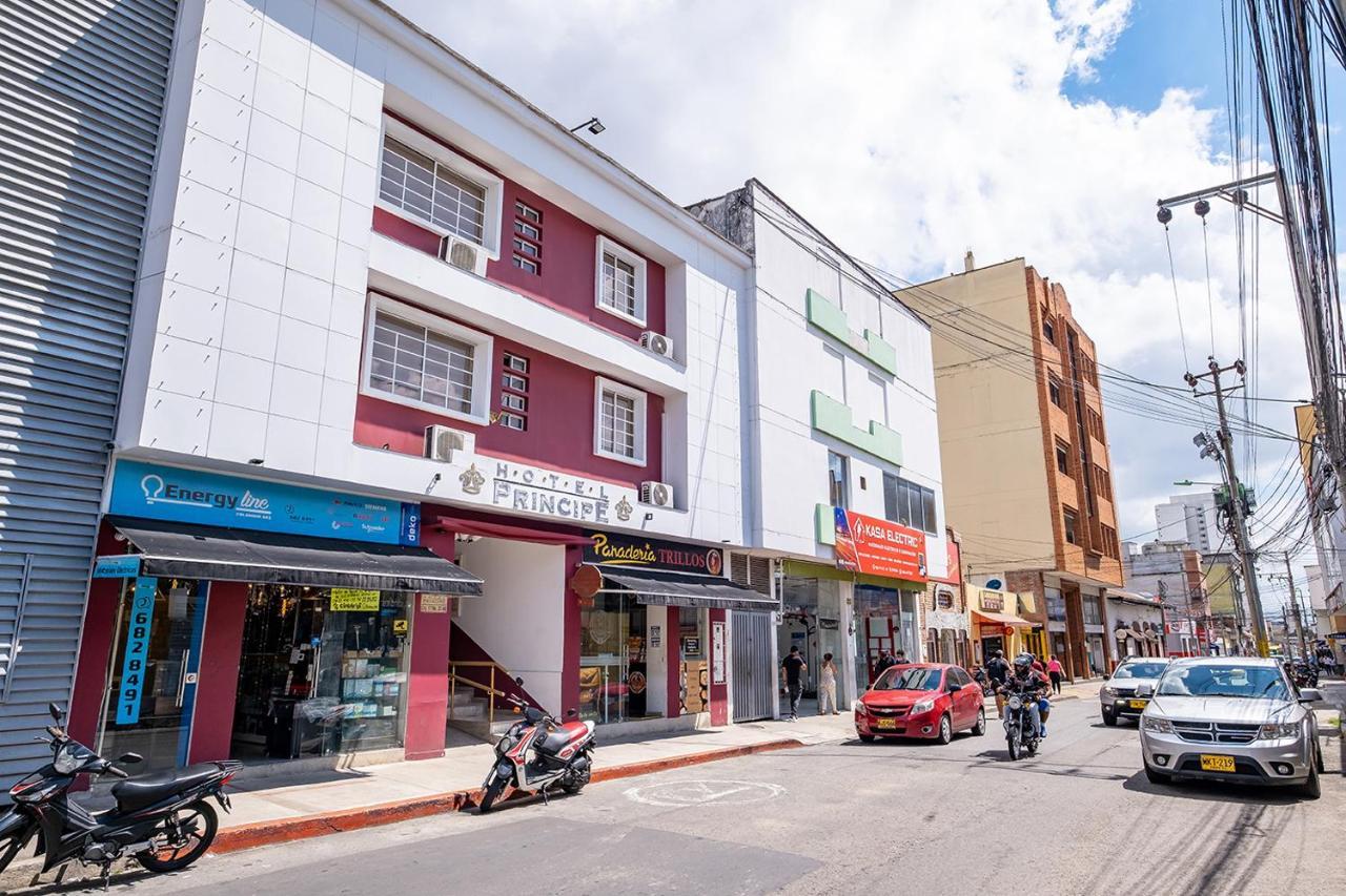 Ayenda 1502 Principe Hotel Bucaramanga Bagian luar foto