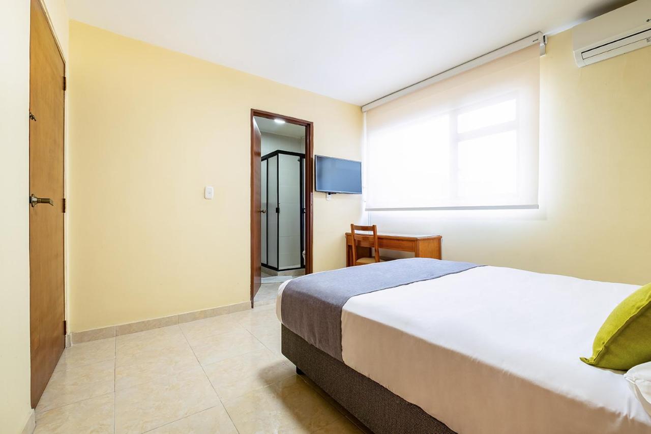 Ayenda 1502 Principe Hotel Bucaramanga Bagian luar foto
